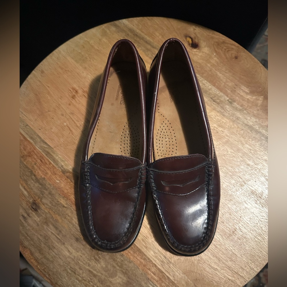 Weejuns Loafers
